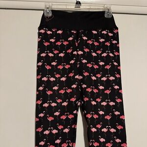 Bend flamingo capris